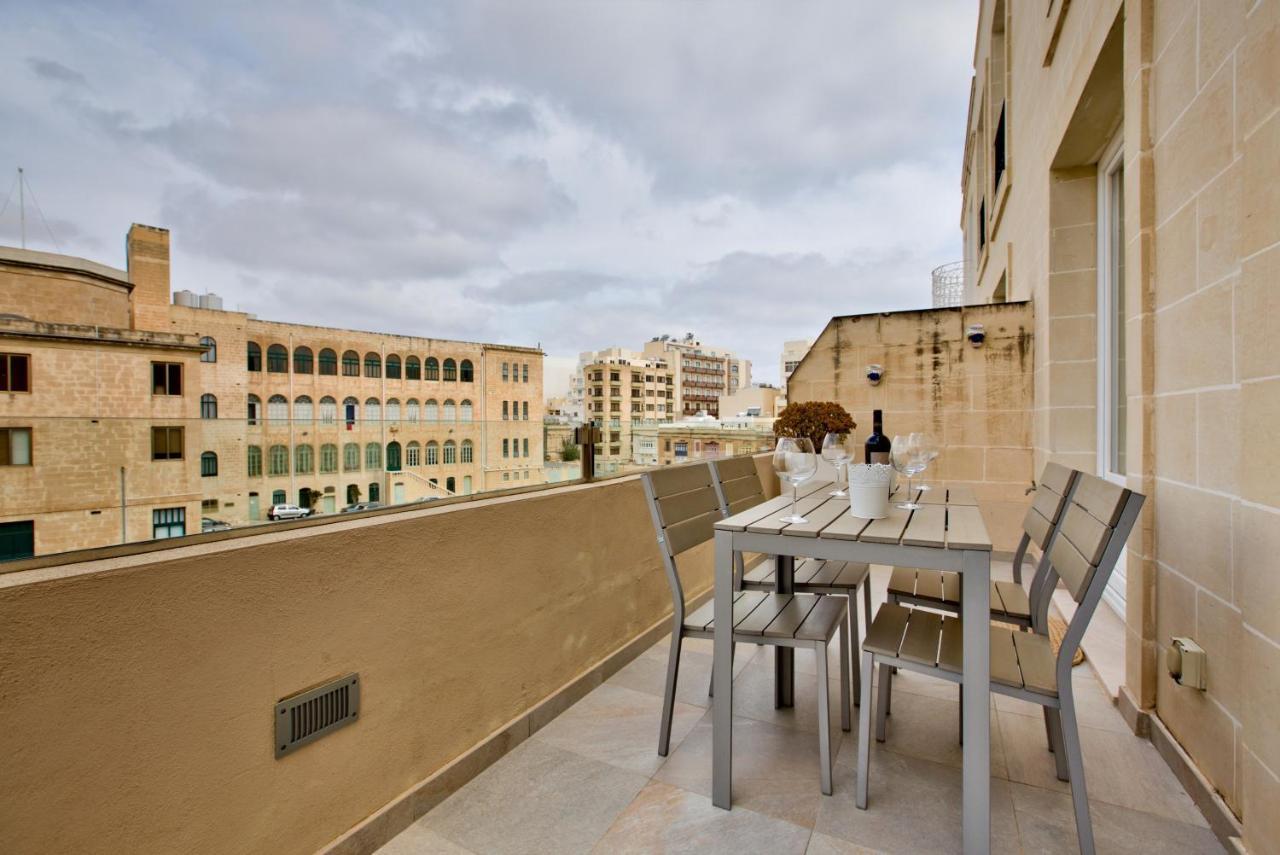 Bright And Central 2 Bedroom Apartment In Sliema Eksteriør billede